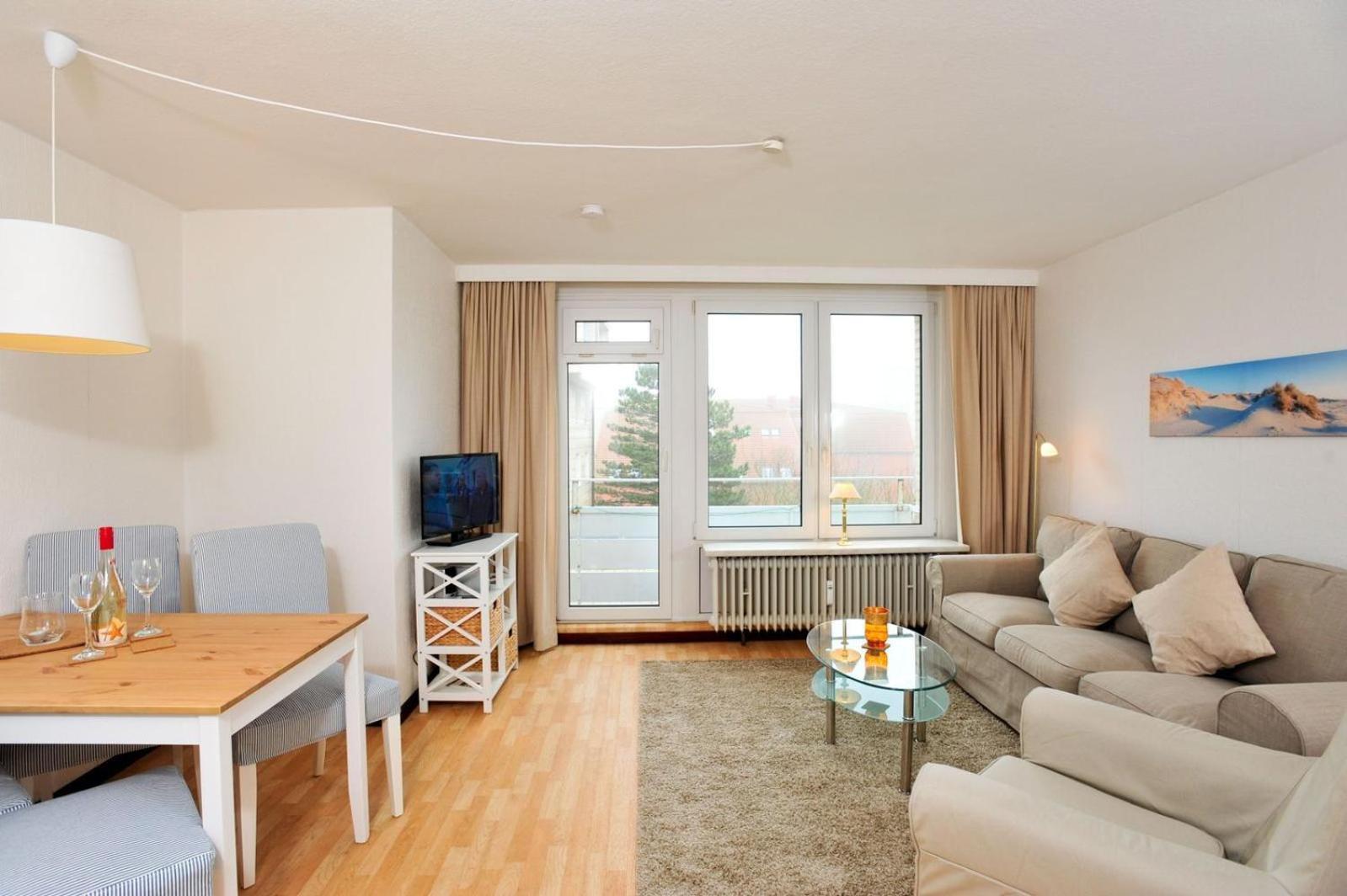 Holsteinisches Haus, Boysenstr. 5 * Westerland